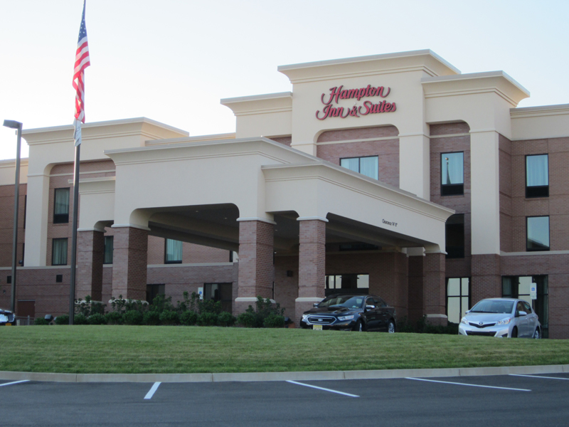 Hampton Inn & Suites